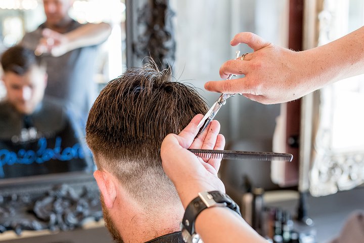 Live True London - Vauxhall - Coiffure Unit 8, Flagstaff House - Photo de galerie - OneBooking