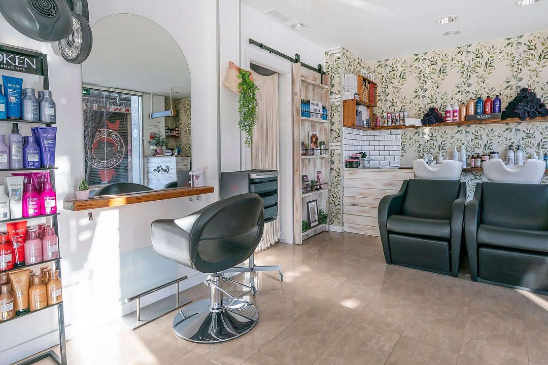 Karol Nuor Hair Salon, Provincia de Barcelona