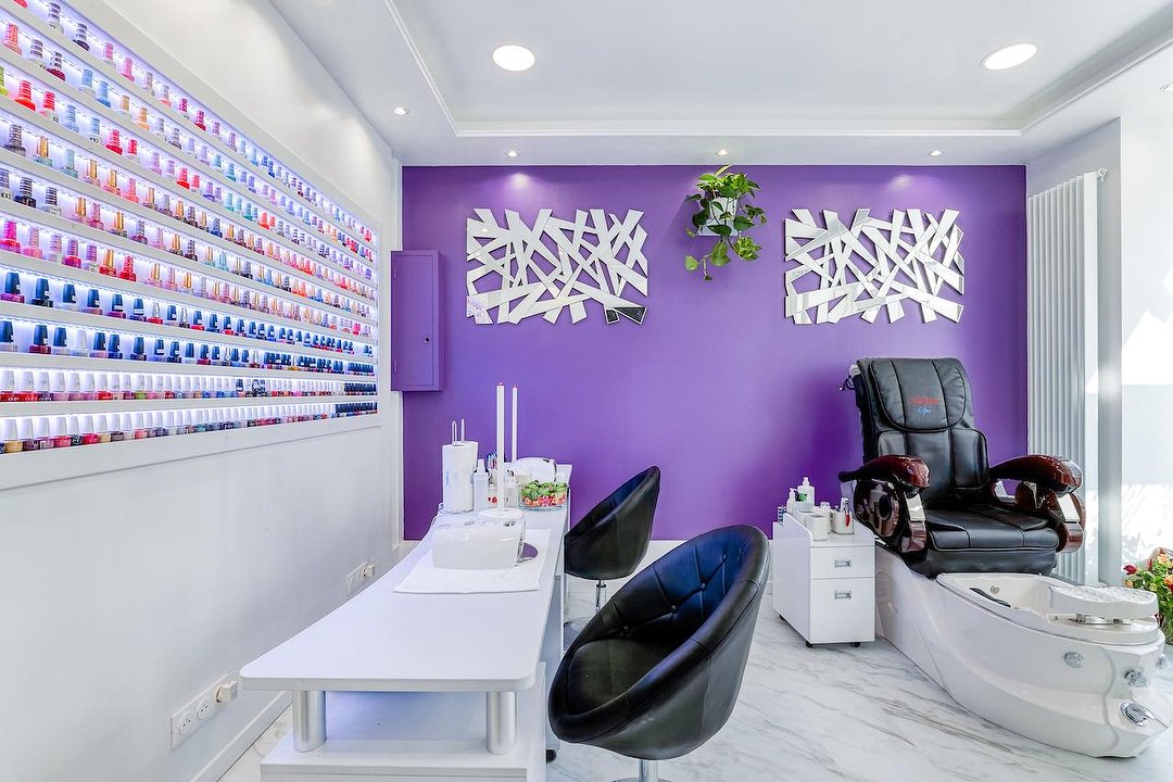 Kim Nails - Levallois, Levallois-Perret, Hauts-de-Seine