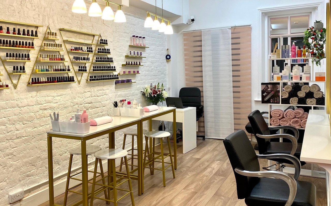 Acrylic, Hard Gel & Nail Extensions near East Putney, London Treatwell