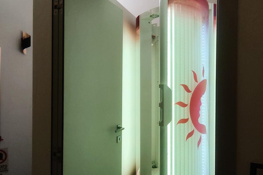 La Belle - Estetica e Solarium, Valco San Paolo, Roma