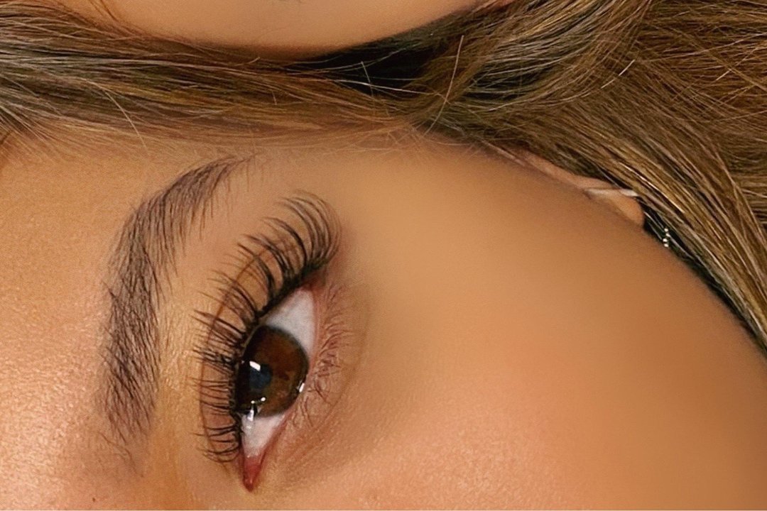 London Look Lash Experts, Sutton, London