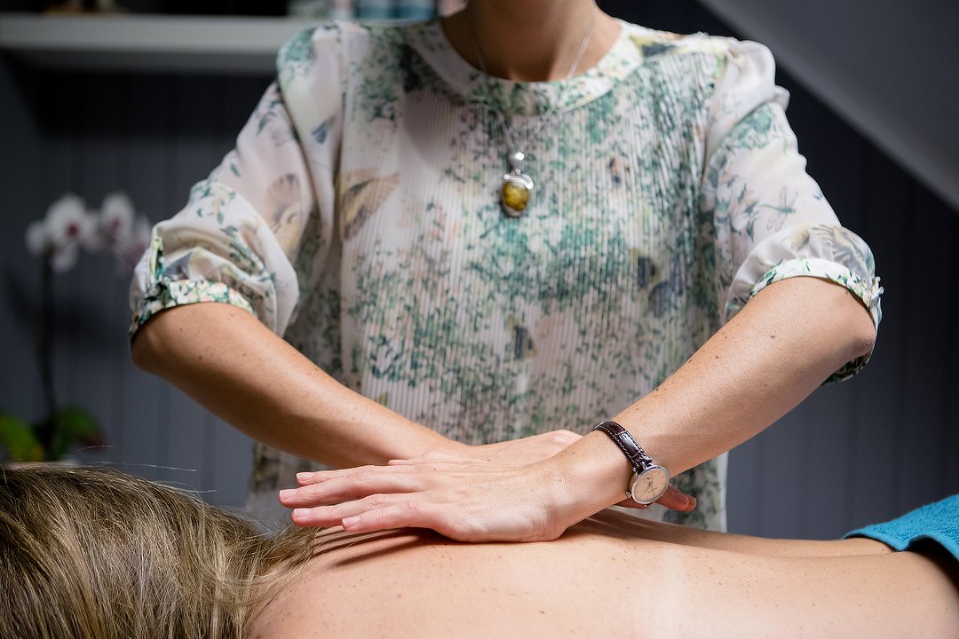 MG Hair & Body Treatments, Seven Kings, London