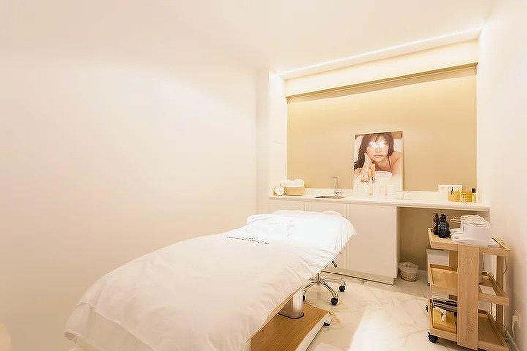 Coco’s Luxury Beauty Bar - Mechelsesteenweg , Mechelsesteenweg, Antwerp