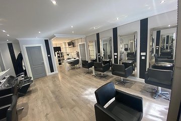 Style Studio Hair and Beauty Salon