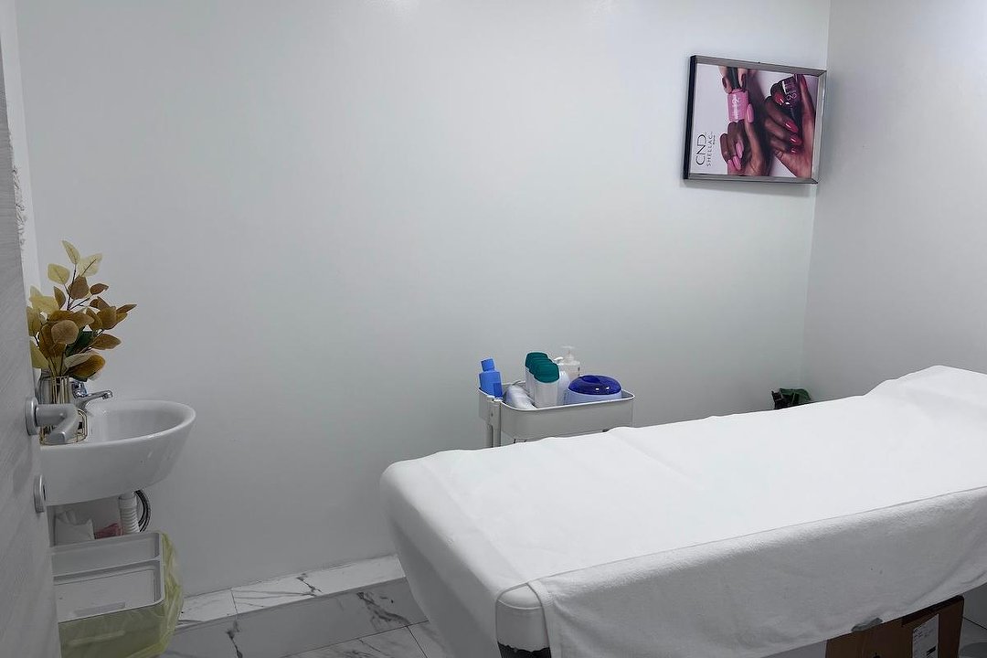 Nail Mooi, Sempione, Milano