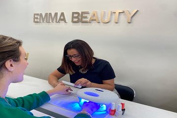 Lamia esthétique chez Emma beauty