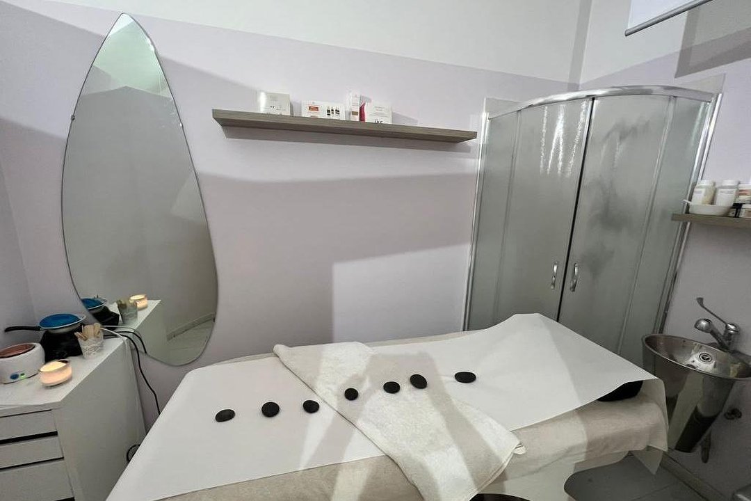 Estetica Bigodini, Duomo, Milano