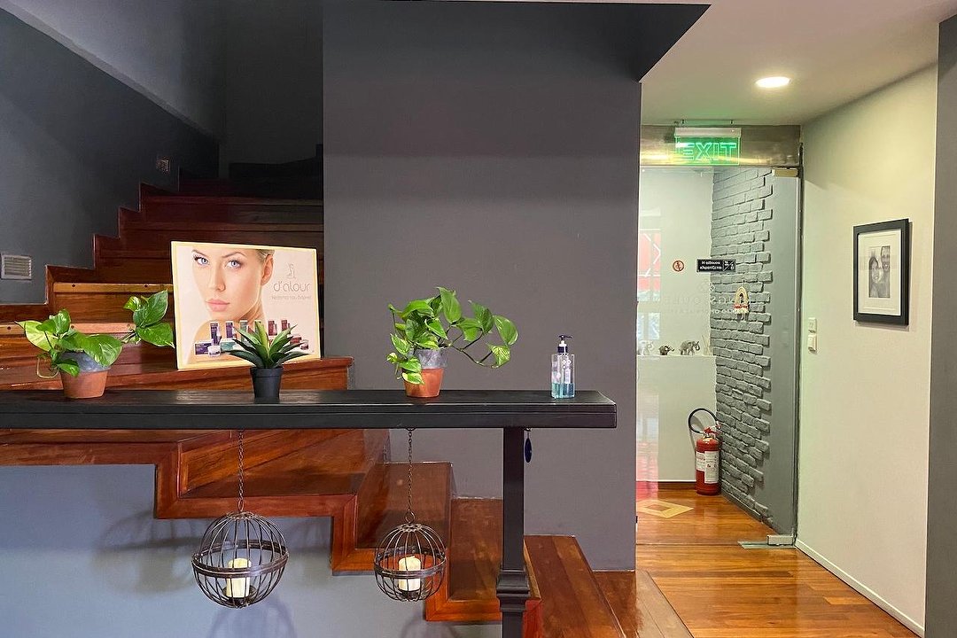Family Kings and Queens Massage and Spa, Petroupoli, Αττική