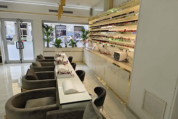 Zi & Lin Nail Spa e Parrucchiere