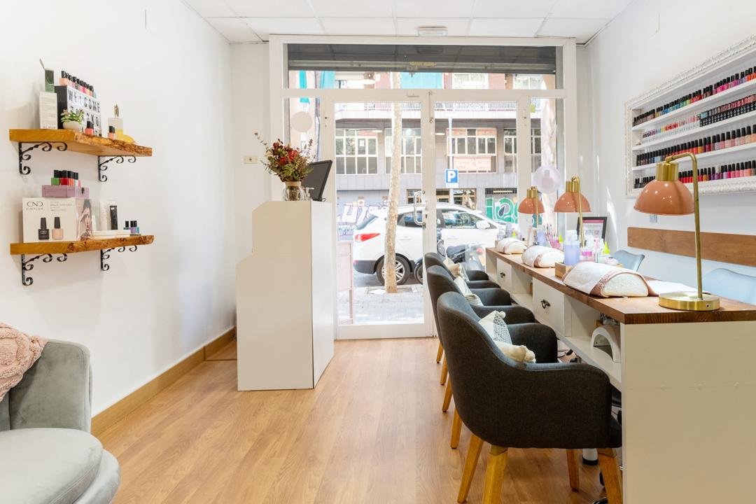 Únicas Beauty Nails, El Camp de l'Arpa del Clot, Barcelona