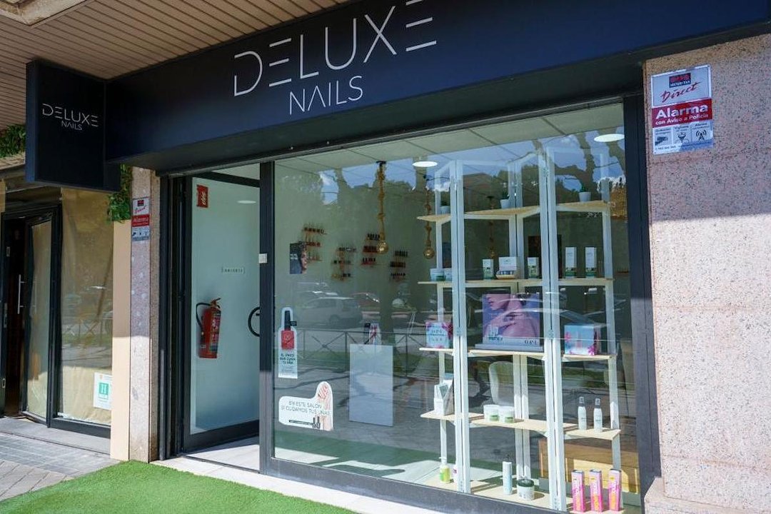 Deluxe Nails, Distrito Municipal, Comunidad de Madrid