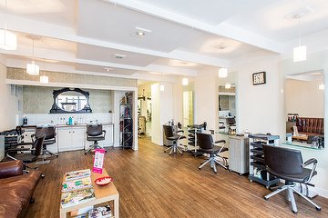 Robert E Lee Salon