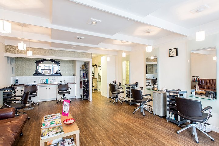 Robert E Lee Salon | Hair Salon in Docklands, London - Treatwell