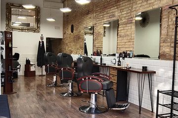 Barber Shop Diagonal