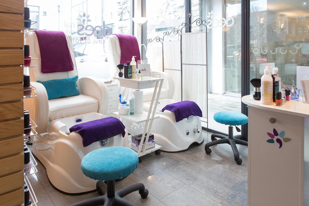 Dee's Nail Salon, South County Dublin