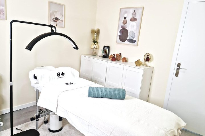 Liz Banda Nuevo Concepto de Belleza - Barbier Leganés - Photo de couverture - OneBooking