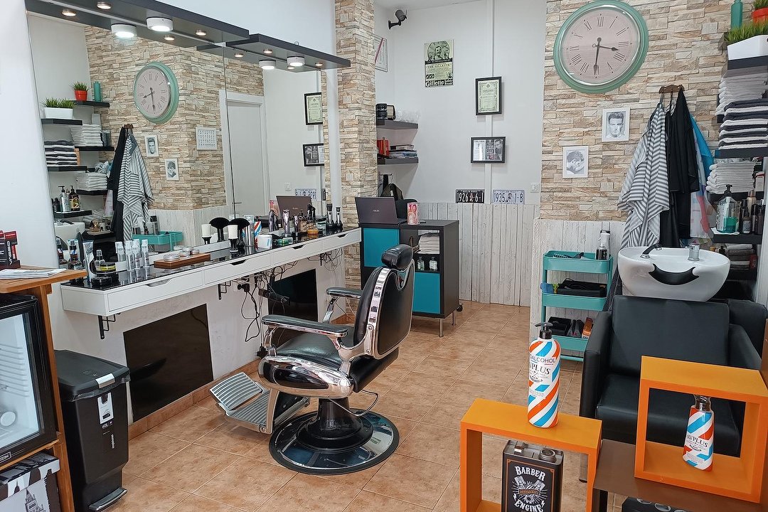 X Home Barberia, Girona