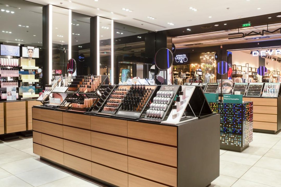 MAC Cosmetics Euralille, Euralille, Lille