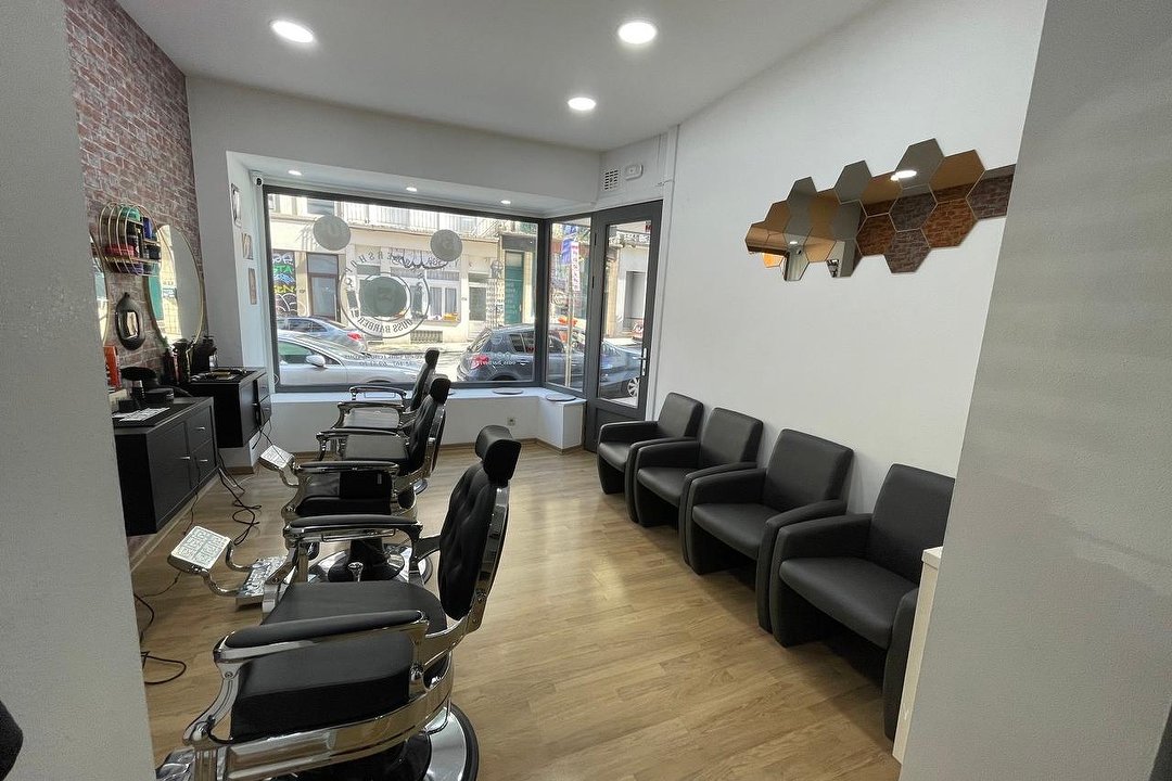 Ouss Barber, Haut Saint-Gilles, Saint-Gilles