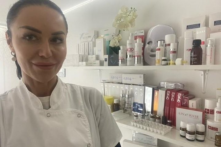 Beautiful Women | Beauty Salon in Catford, London - Treatwell