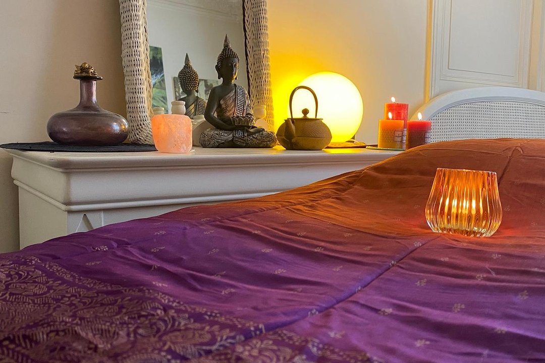 Deva N Sens, Hôpital-Saint-Louis, Paris