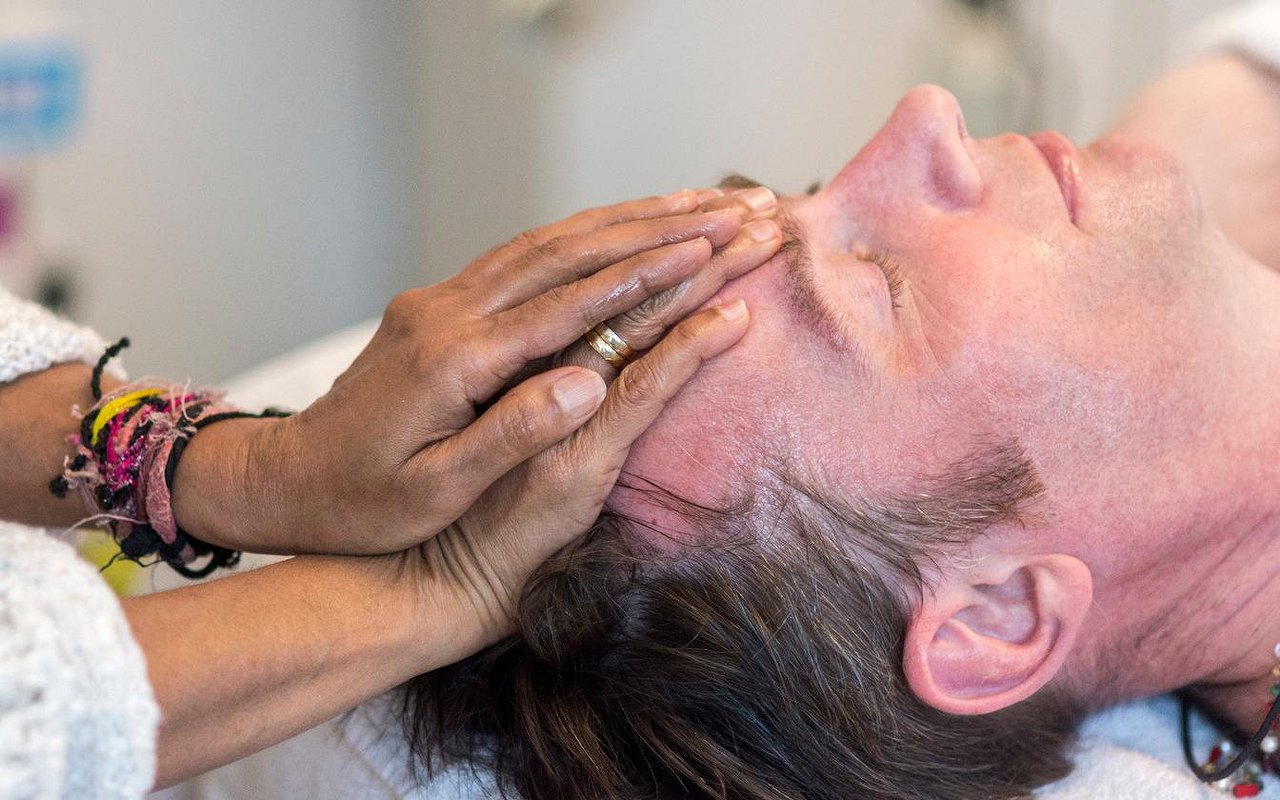 Top 20 places for Deep tissue massages near Seven Sisters, London