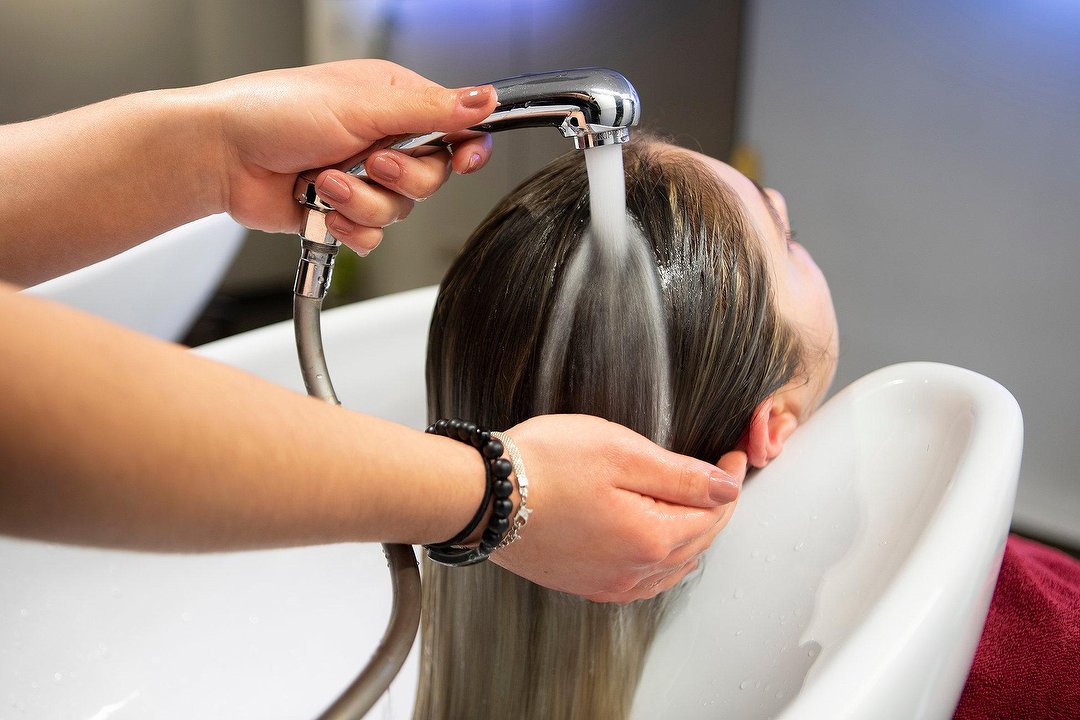 Joe's Coiffure, Porte Dauphine, Paris