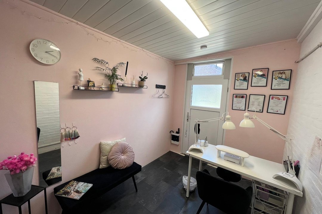 Deluxe Beauty Bar, Zevenaar, Gelderland