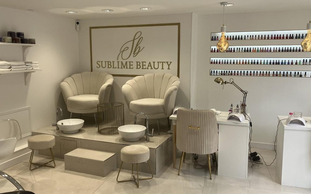 Le bac à shampooing du salon de beauté Sublime Beauty au au Chesnay-Rocquencourt