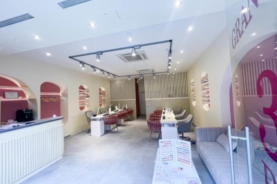 Glow Up Nailsdesign, Innenstadt, Regensburg