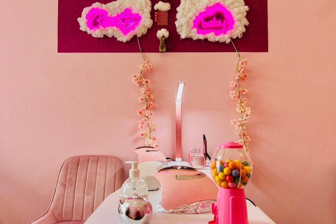 Be a Beauty, 8. Bezirk, Wien