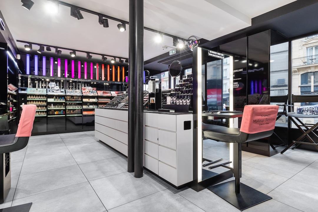 MAC Cosmetics Rue de Rennes, Notre-Dame-des-Champs, Paris