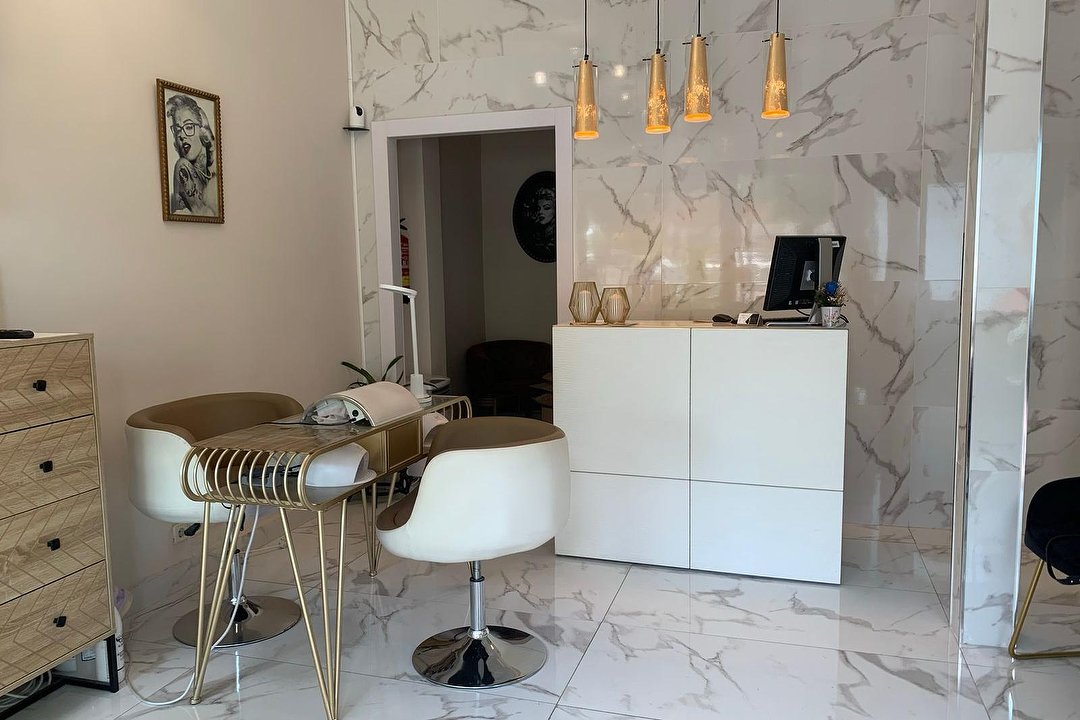 Estética Marilyn, Parla, Comunidad de Madrid