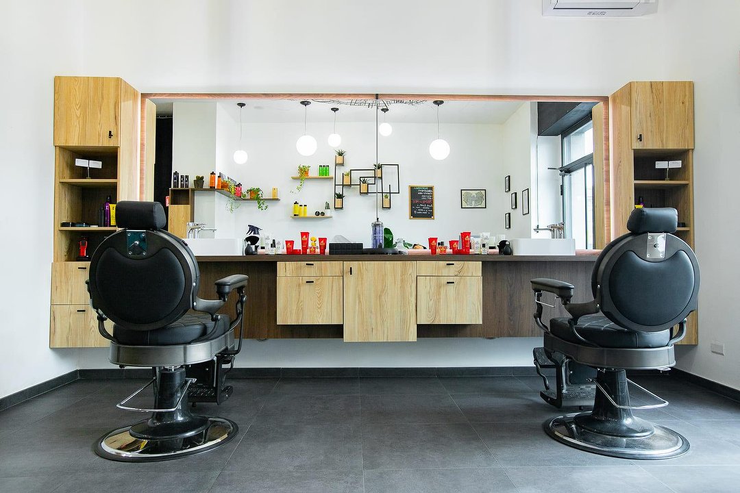 Barba Rossi, Bocconi, Milano