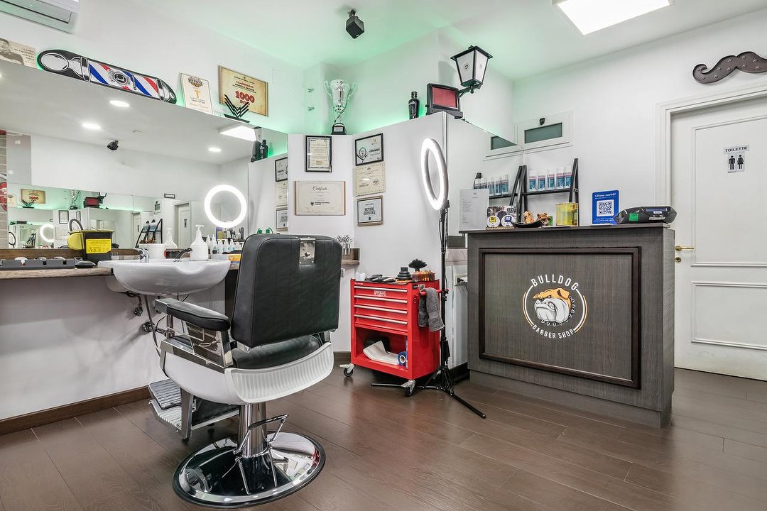 Bulldog Barbershop, Lunghezza, Roma