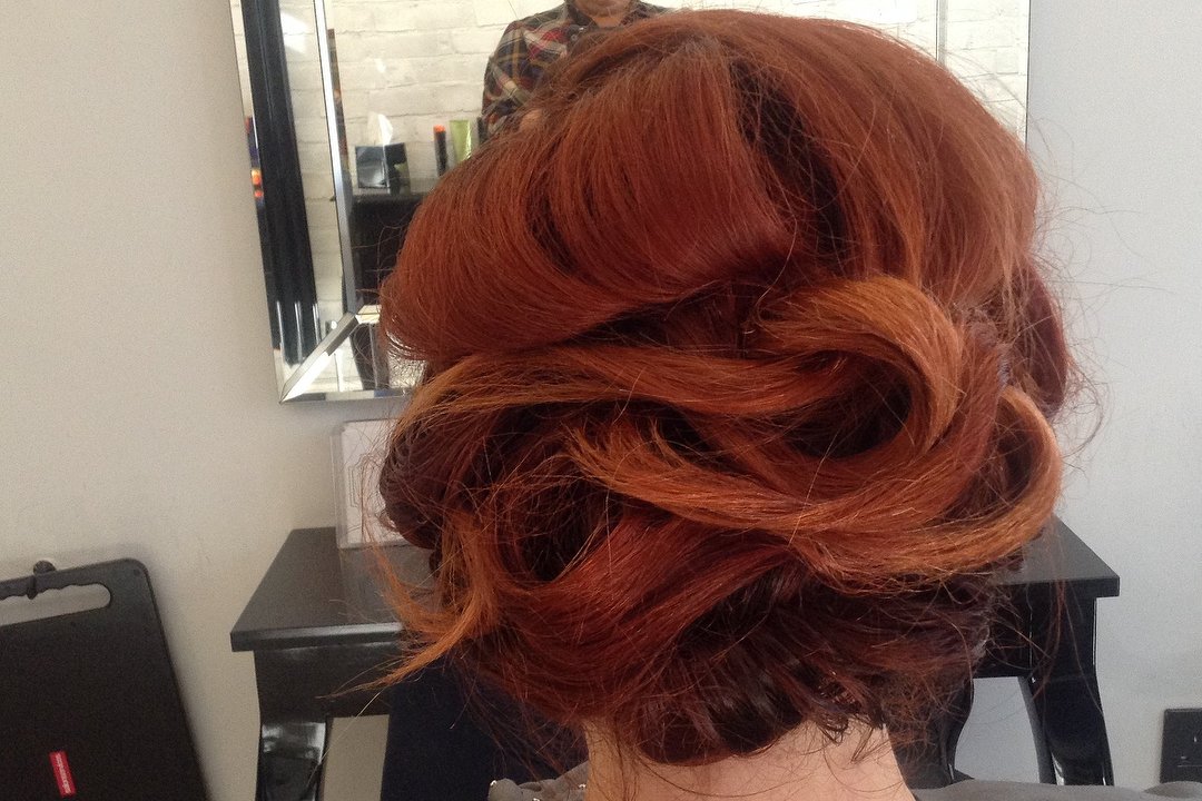 Samantha Moorhouse Stylist, The Calls, Leeds