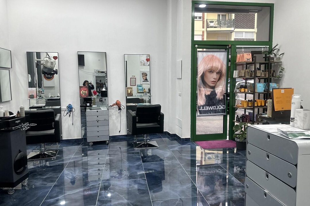 Lucy Hairstyle, Como, Lombardia