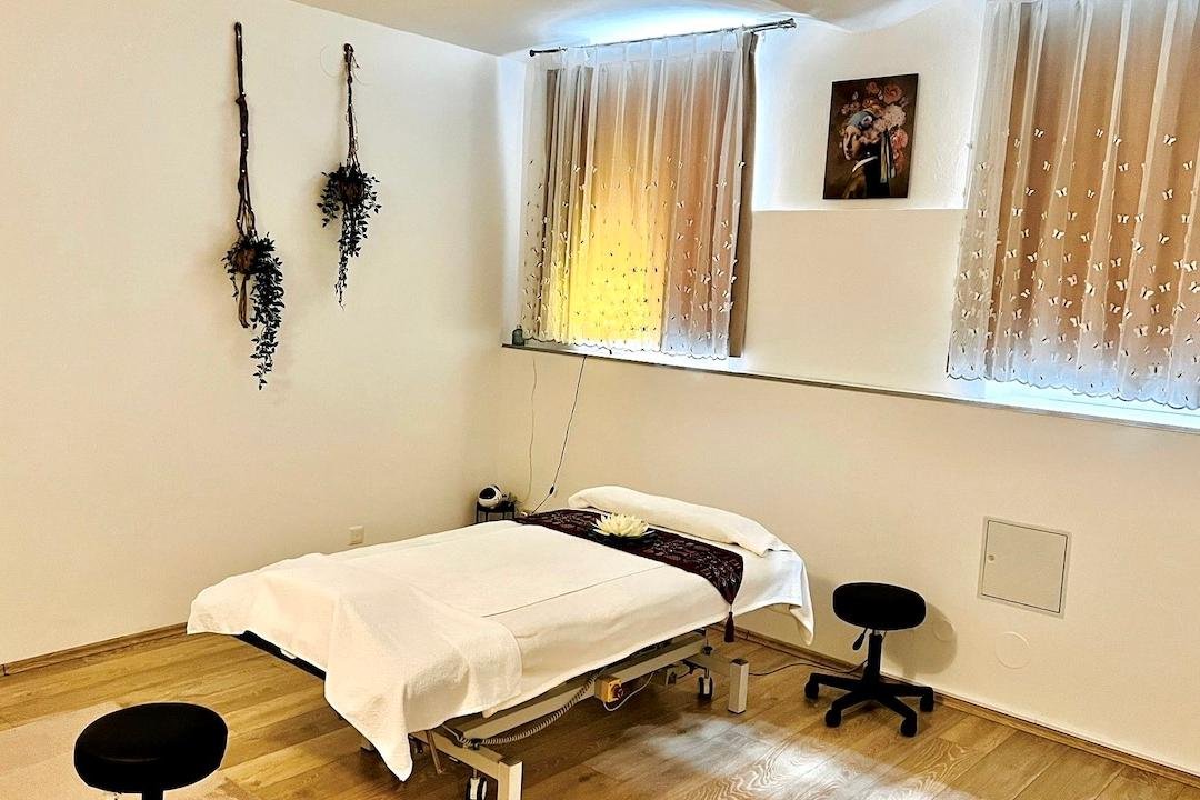 Lavender Wellness Massage, 18. Bezirk, Wien