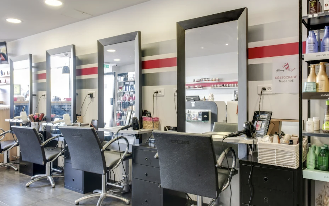 L'intérieur du salon Beauté Maëly à Saint-Maur-des-Fossés