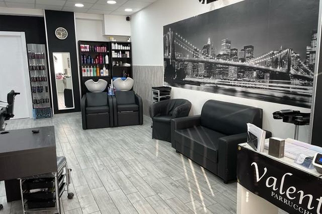 Valenty Parrucchieri, Secondigliano, Napoli