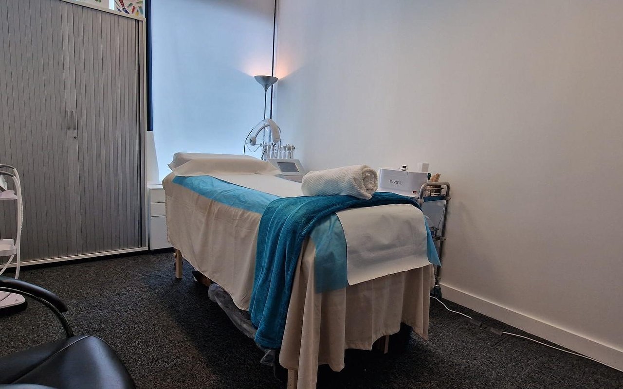 Waxing Salons near East India, London - Treatwell