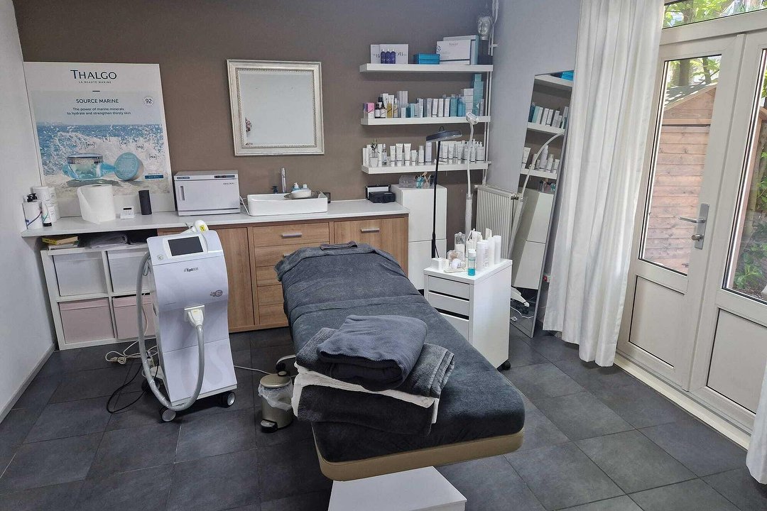 UNIC Derma, Woerden, Provincie Utrecht