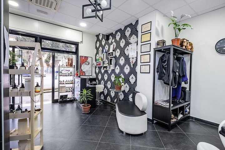 Mode Line - Coiffure Roma - Photo de galerie - OneBooking