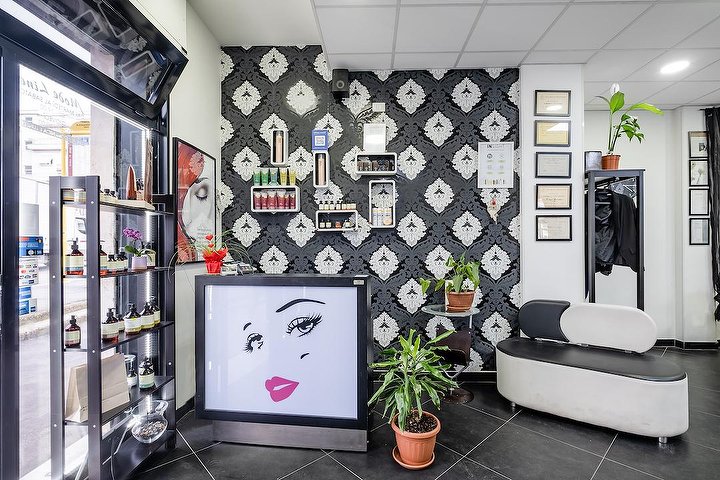 Mode Line - Coiffure Roma - Photo de galerie - OneBooking