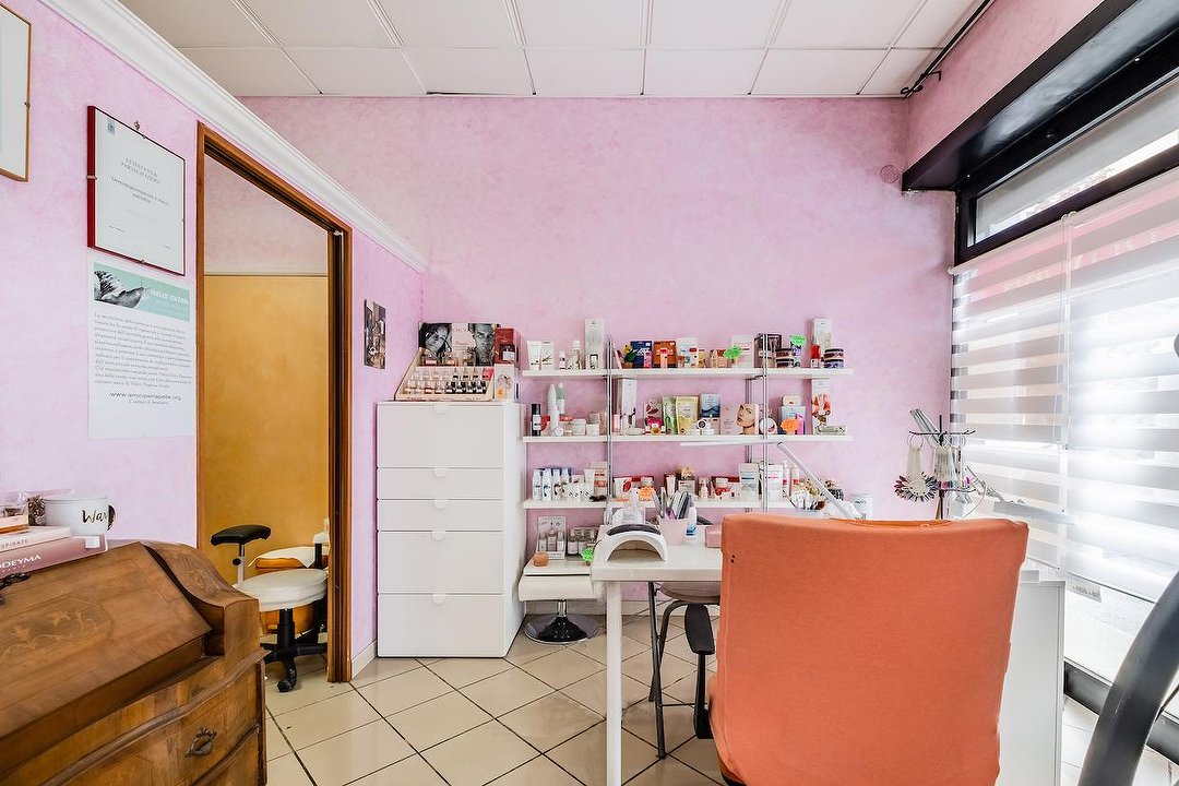 Estetica Debora, Pian due Torri, Roma