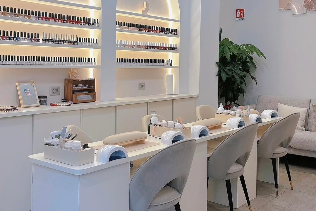 Glorious Nail Spa, Libia, Milano