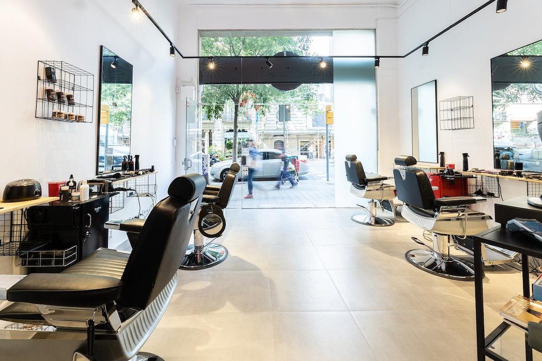 Skull Barber Shop Bruc Peluquería en Dreta de l