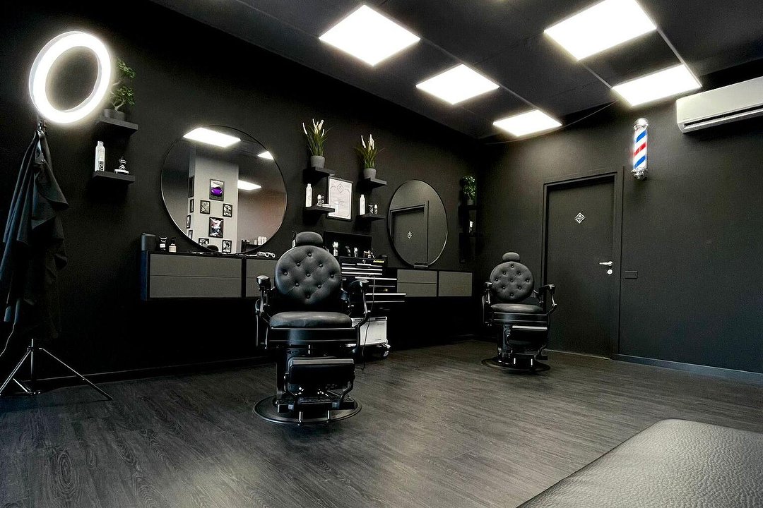Privé Barber Studio, Lombardia