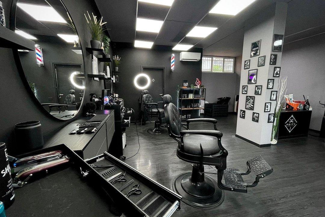 Privé Barber Studio, Lombardia